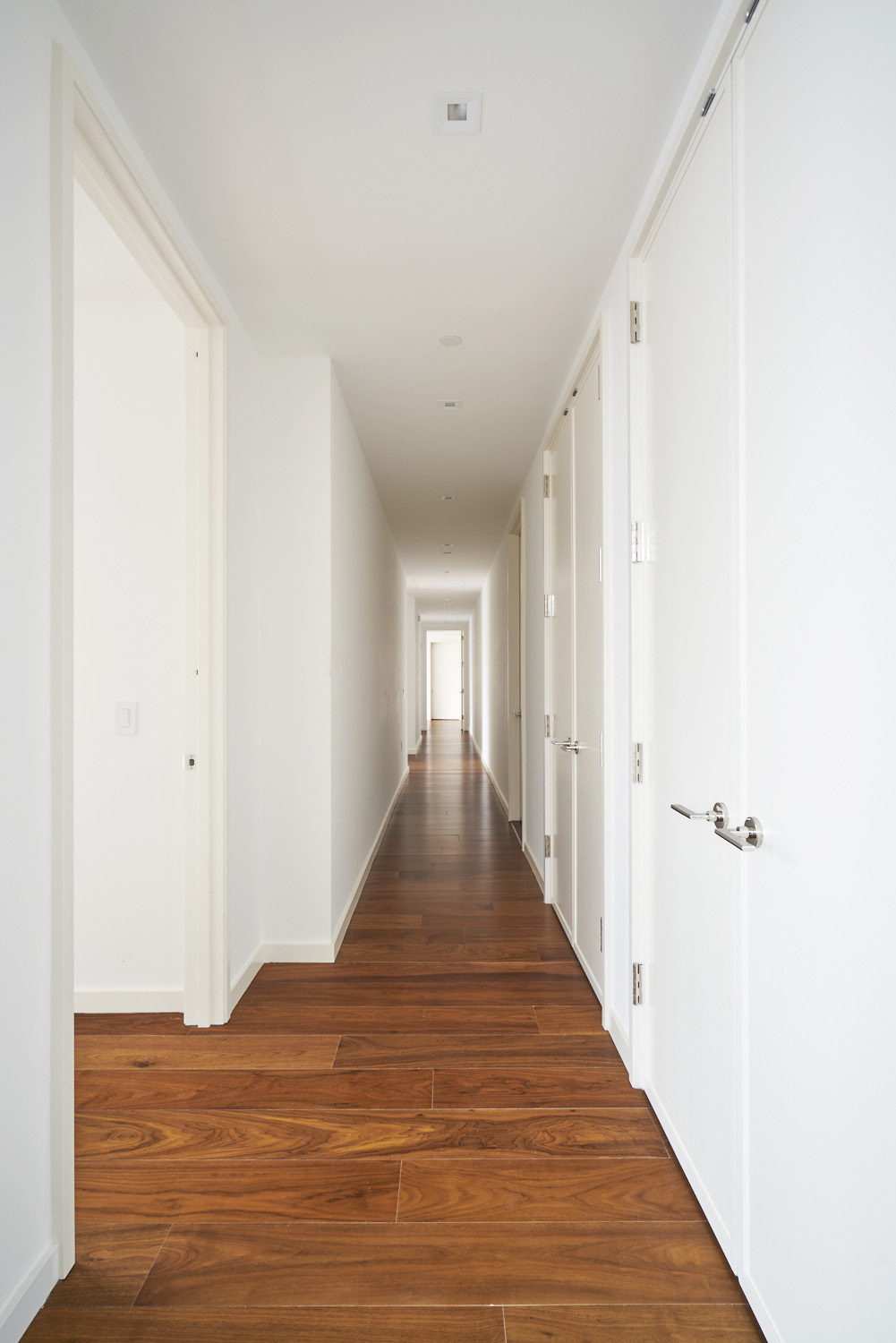 The Best Engineered Wood Floors #2: Whats Inside?